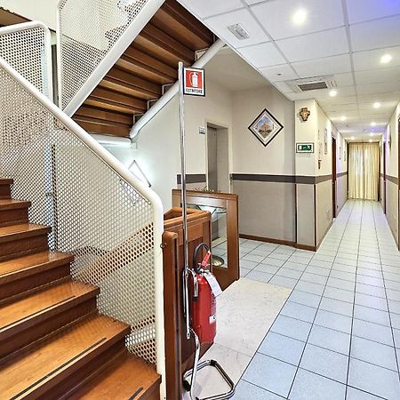 Ala Hotel Treviso Esterno foto