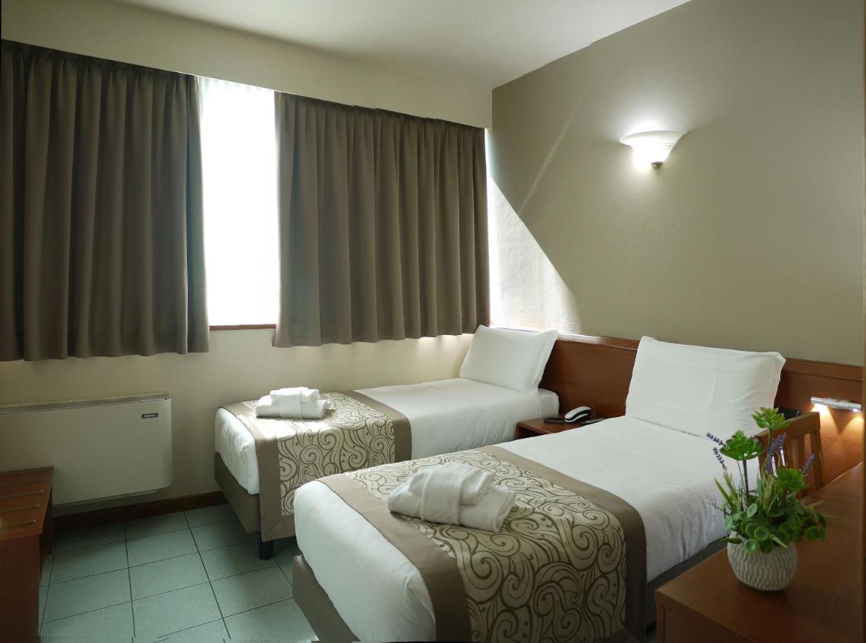 Ala Hotel Treviso Esterno foto