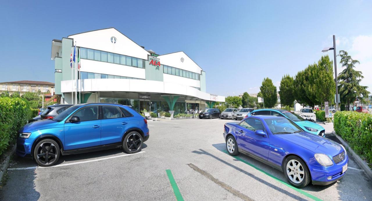 Ala Hotel Treviso Esterno foto