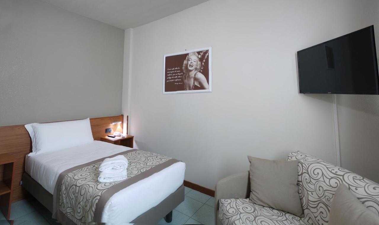 Ala Hotel Treviso Esterno foto