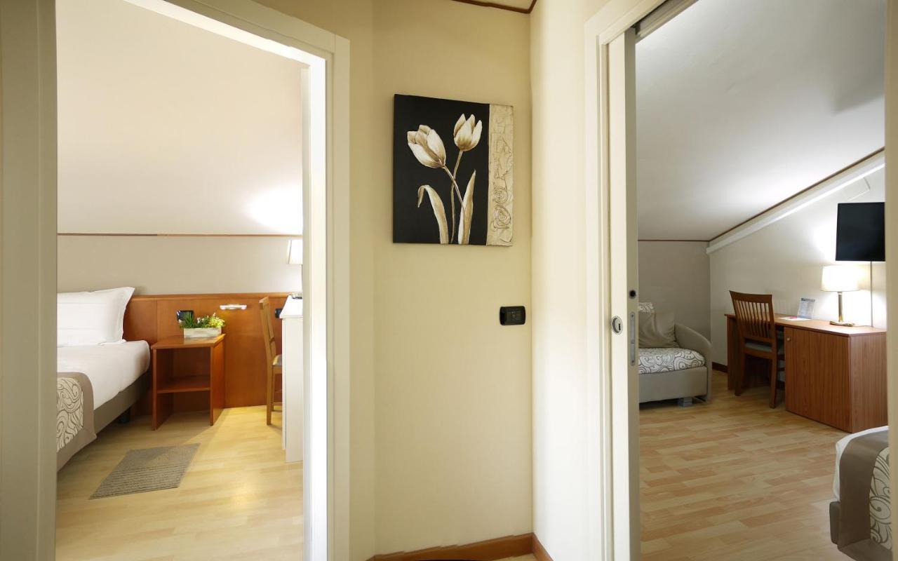 Ala Hotel Treviso Esterno foto