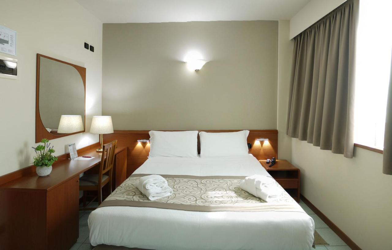 Ala Hotel Treviso Esterno foto