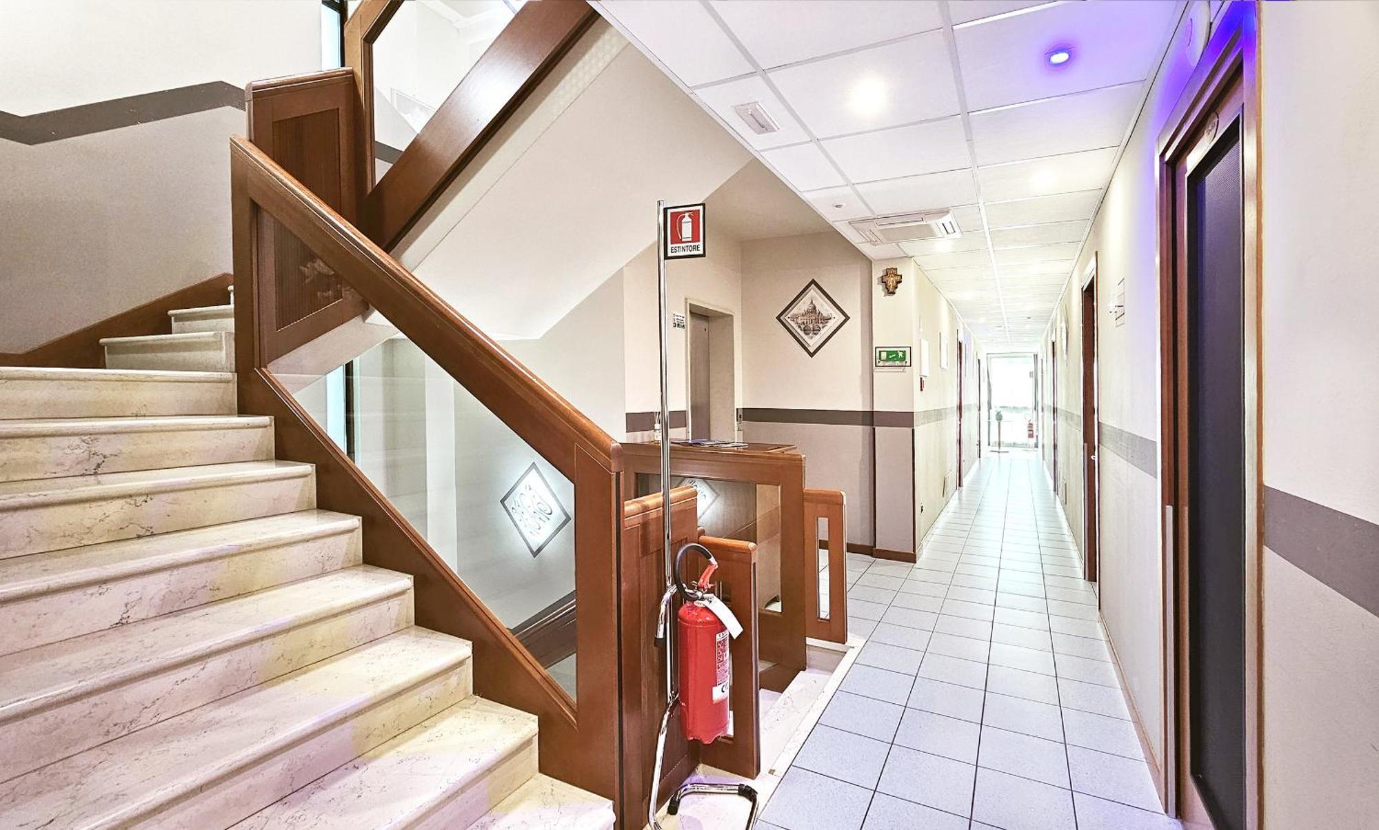 Ala Hotel Treviso Esterno foto